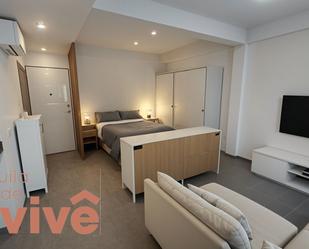 Living room of Flat to rent in  Santa Cruz de Tenerife Capital  with Air Conditioner and Furnished