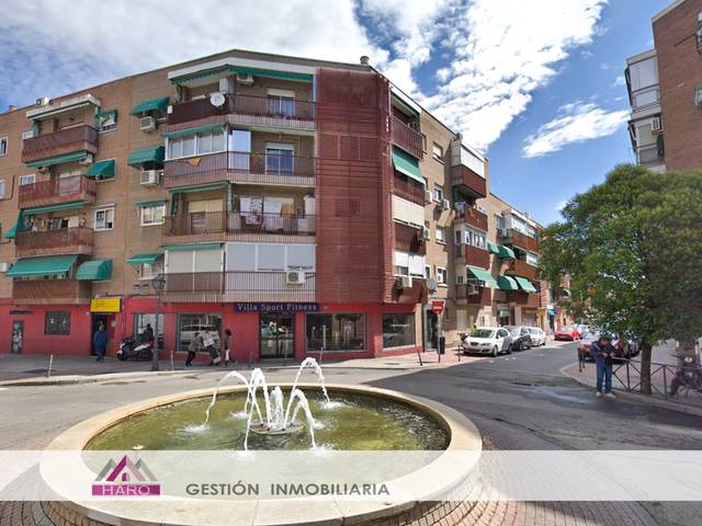 Piso en Venta en Calle del Puerto de Alazores en Casco Histórico de Vallecas