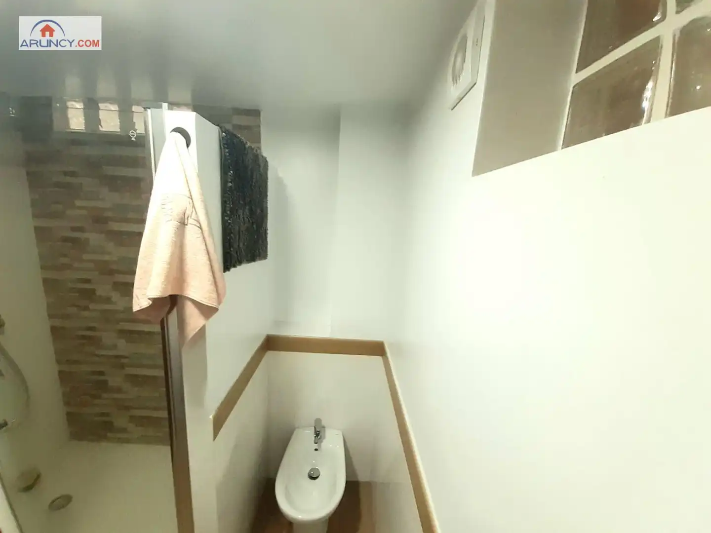 Flat for sale in Sevilla  with Air Conditioner