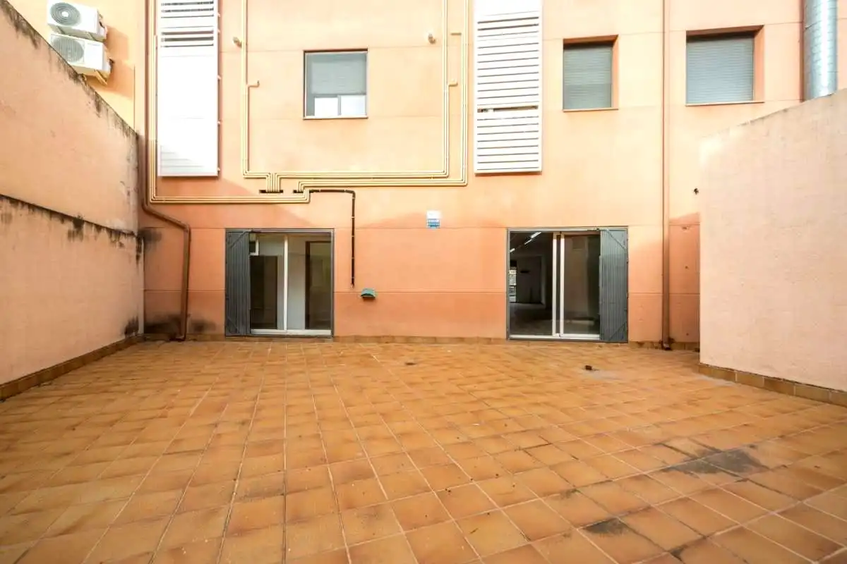 Terrasse von Geschaftsraum zur Miete in Castellar del Vallès