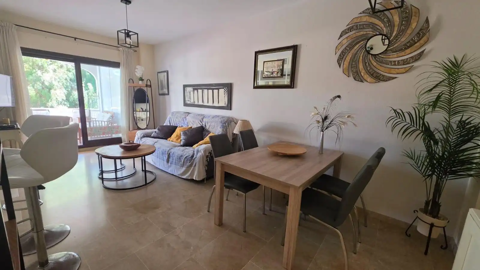 Apartment to rent in Urbanizacion JUAN DE LA ROSA