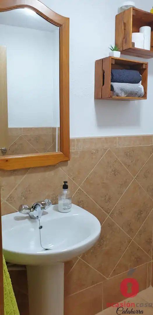 Baño de Local de alquiler en Córdoba con Aire acondicionado