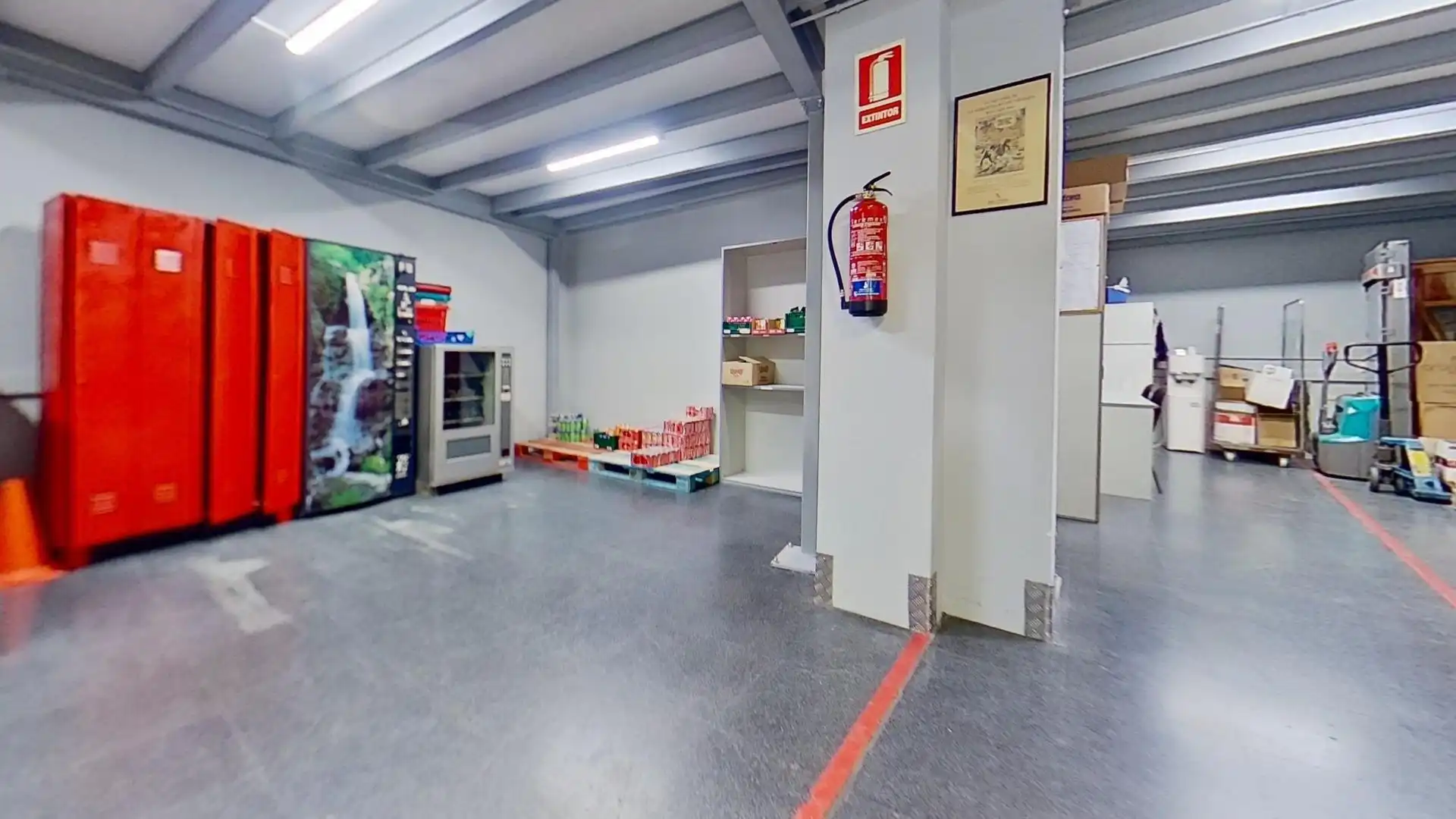 Local comercial en venda a Carrer MERCE RODOREDA, imagen 18