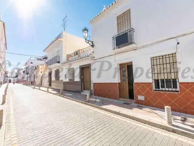 Adossat en venda a Nueva Nerja