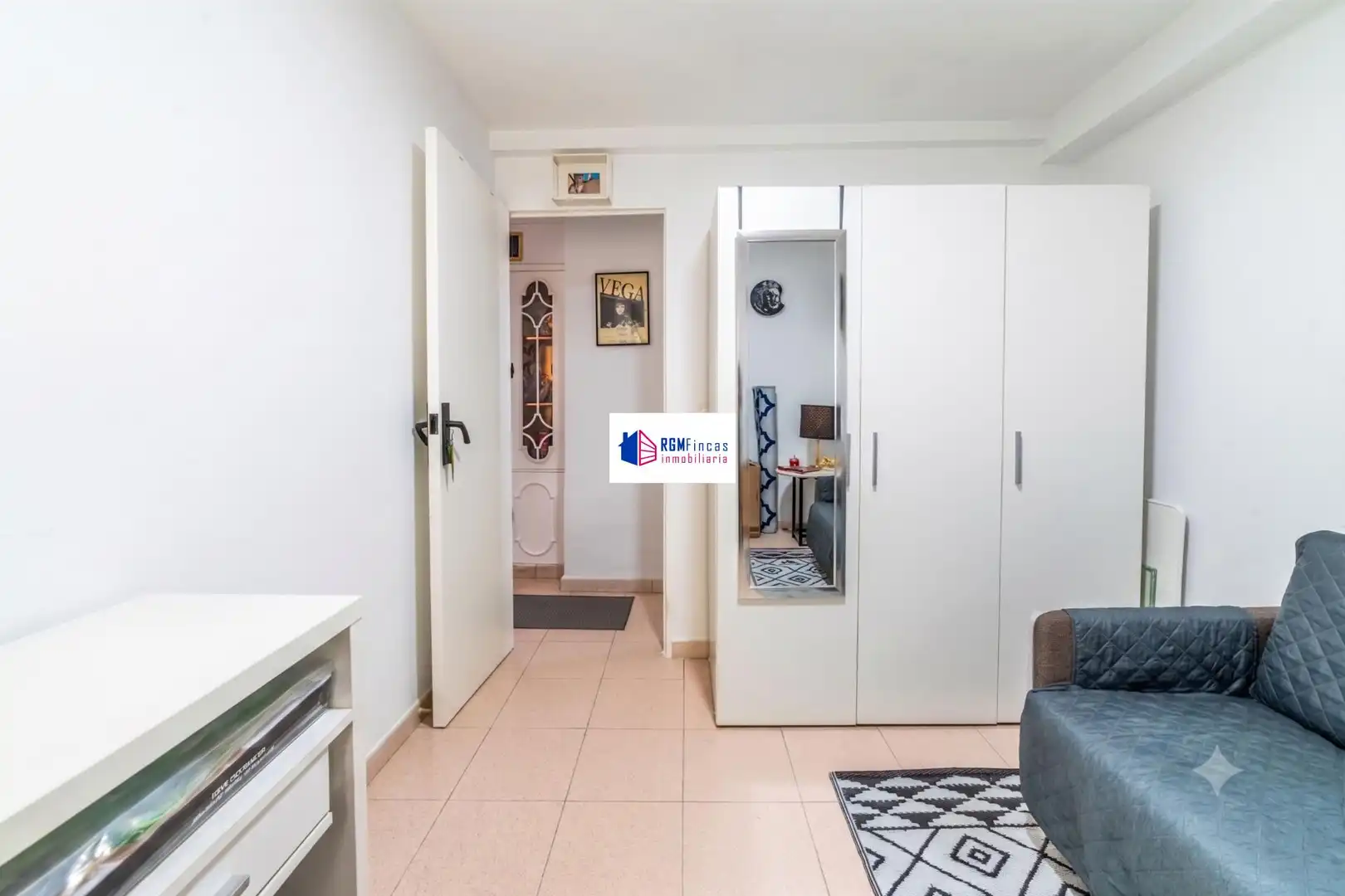 Flat for sale in Sevilla  with Air Conditioner and Storage room