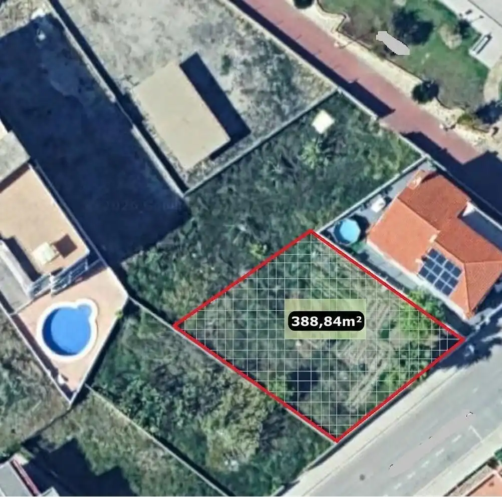Terreny residencial en venda a Miramar