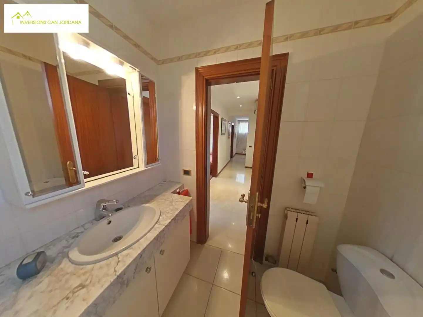 Bathroom of Houses for sale in Teià  with Air Conditioner, Heating and Terrace