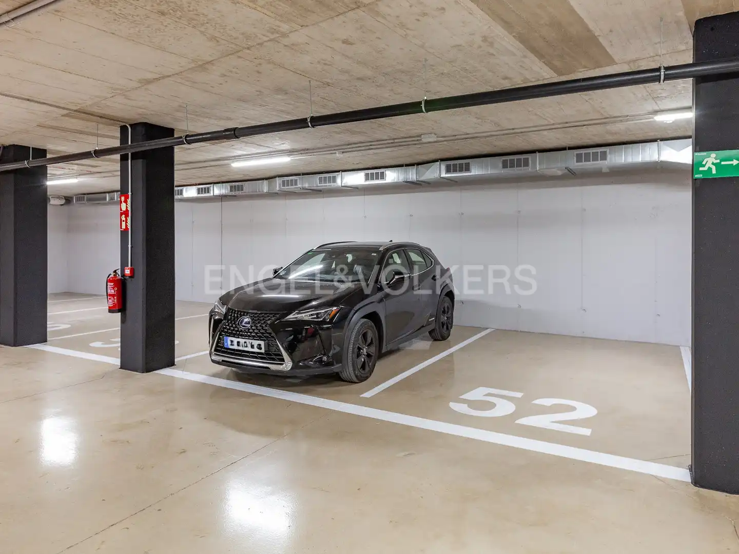 Parking de Piso de alquiler en Esplugues de Llobregat con Aire acondicionado, Calefacción y Jardín privado
