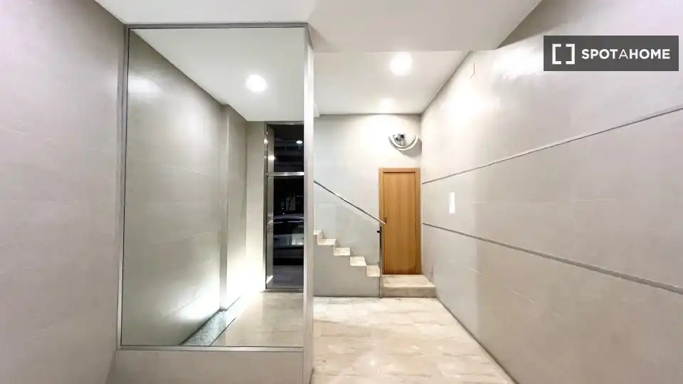 Piso de alquiler en Valencia con Aire acondicionado, Calefacción y Amueblado