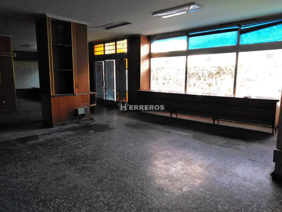Local commercial à vendre à AVDA. DE NAVARRA, imagen 6