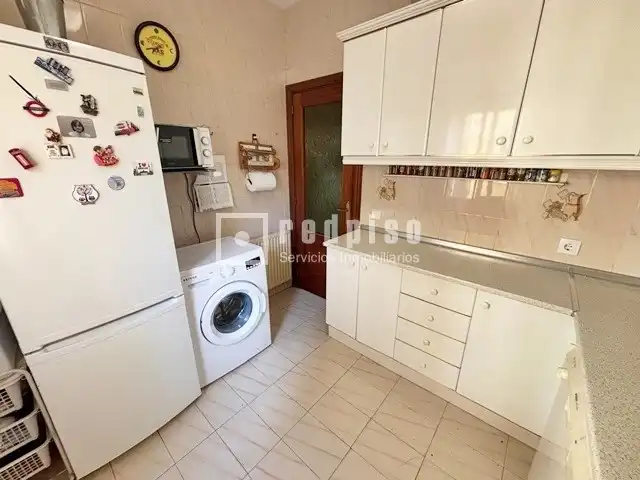 Cuina de Dúplex en venda en Guadalajara amb Calefacció, Terrassa i Moblat