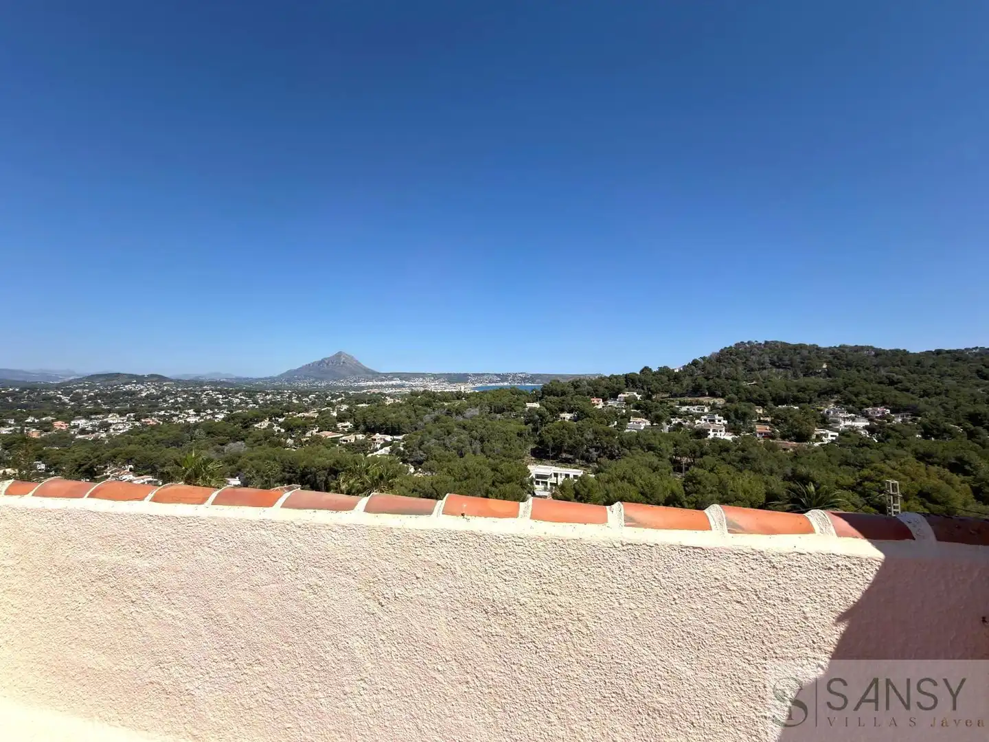 Vista exterior de Casa o xalet en venda en Jávea / Xàbia amb Aire condicionat, Calefacció i Traster