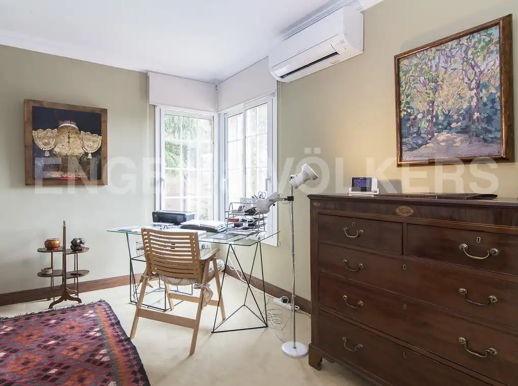 Habitación de Casa o chalet en venta en Barcelona con Aire acondicionado, Calefacción y Jardín privado