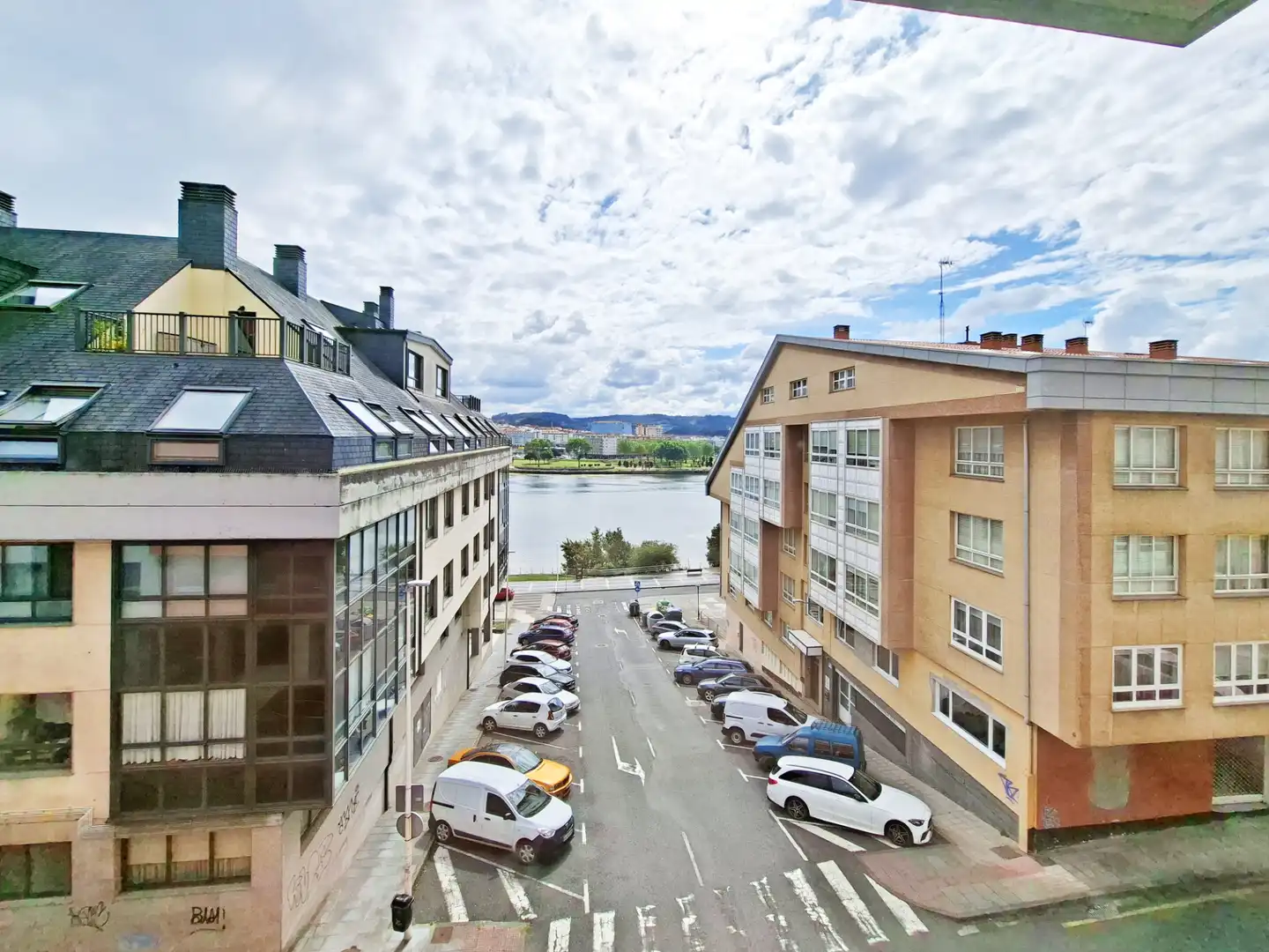 Exterior view of Flat for sale in Cambre   with Heating, Parquet flooring and Storage room
