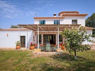 Detached house with pool for sale in La Sella