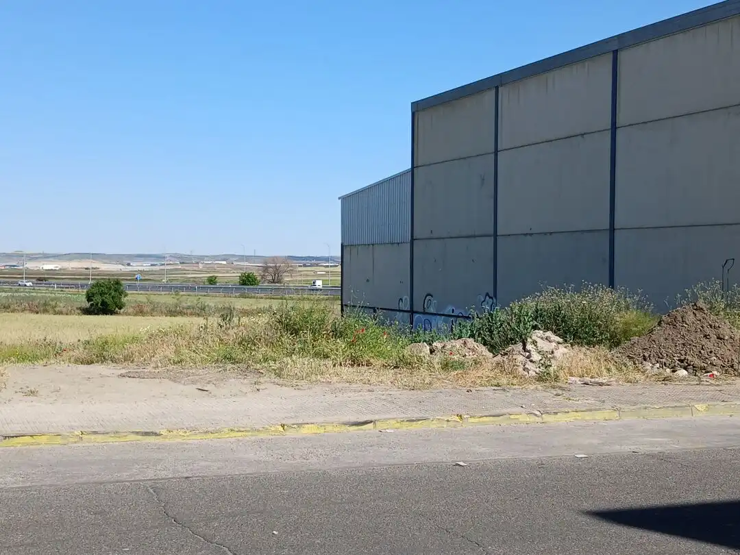 Terreno industrial en venta en Yuncos