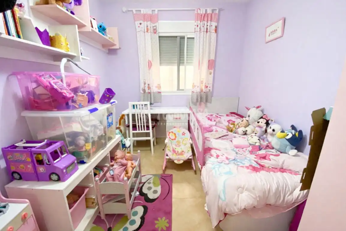 Schlafzimmer von Wohnung zum Verkauf in Viator mit Abstellraum