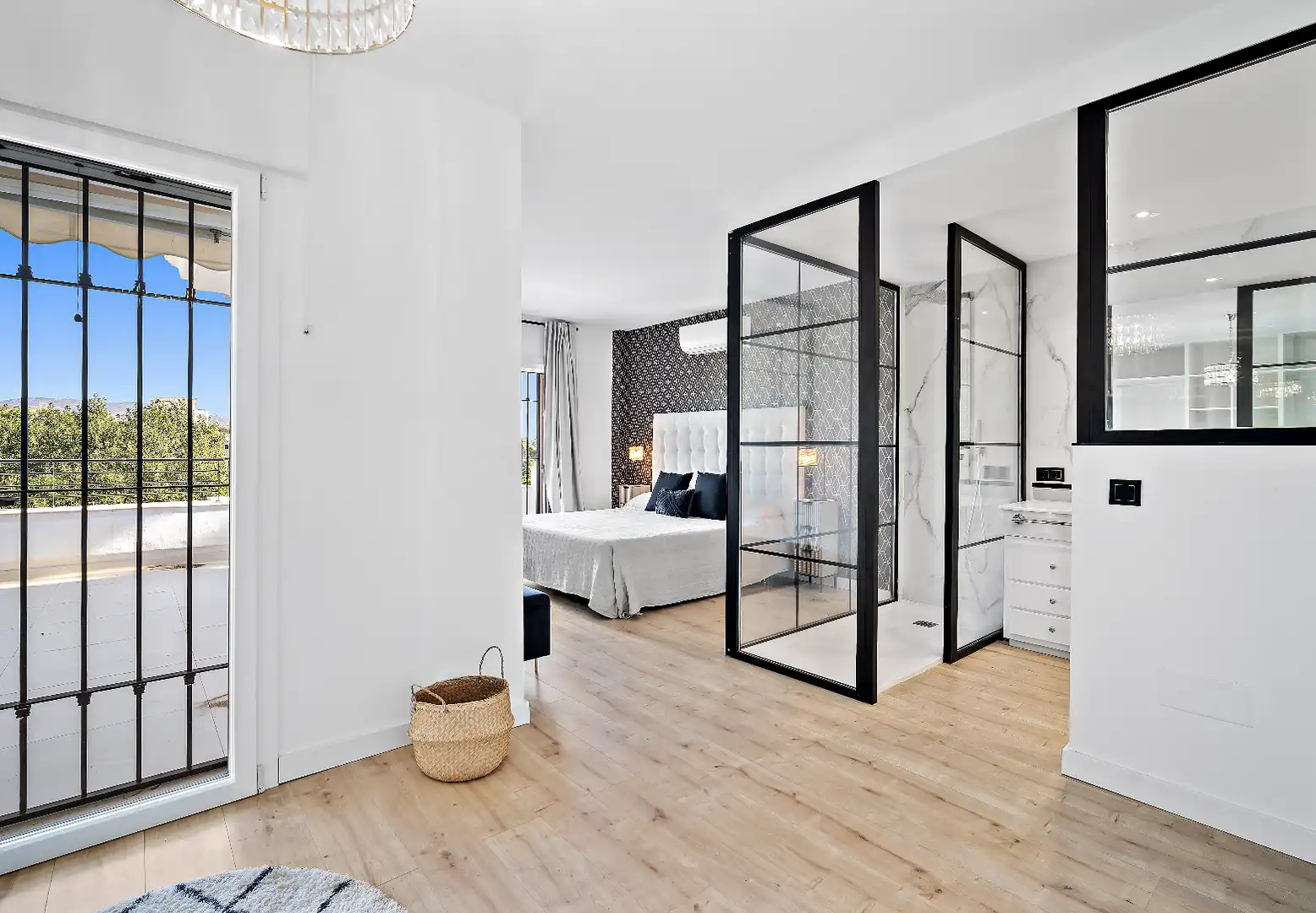 Casa con piscina en venta en Río Real - Los Monteros, imagen 9