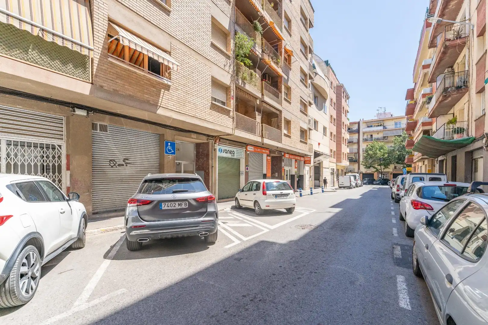 Außenansicht von Wohnung zum Verkauf in Reus mit Klimaanlage, Heizung und Balkon