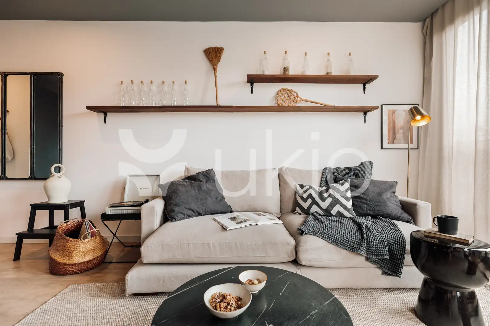 Apartamento con ascensor en alquiler en Carrer de València, imagen 2