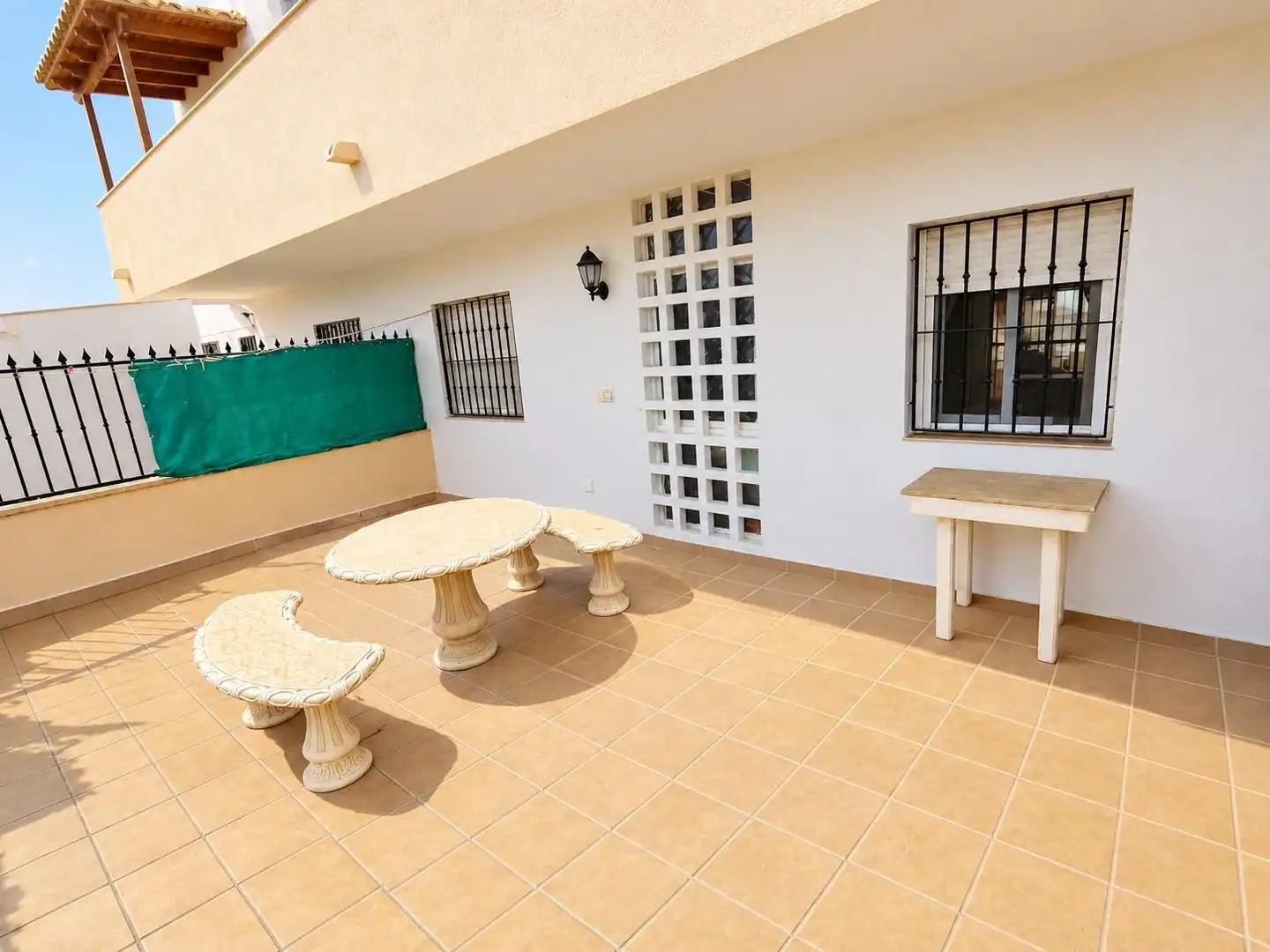 Planta baja de alquiler en San Juan de los Terreros