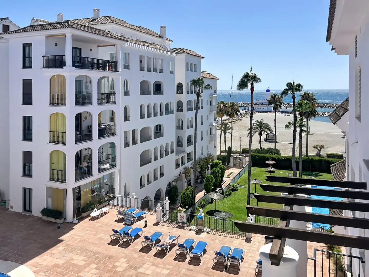 Apartments for sale in Puerto de la Duquesa