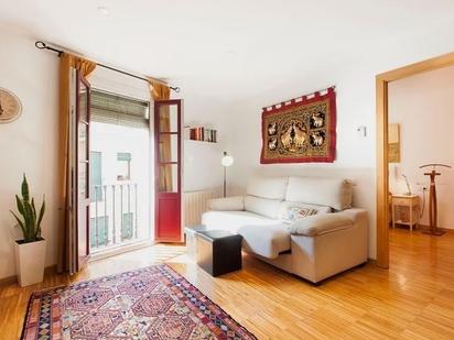 Living room of Flat for sale in  Barcelona Capital  with Air Conditioner, Furnished and TV