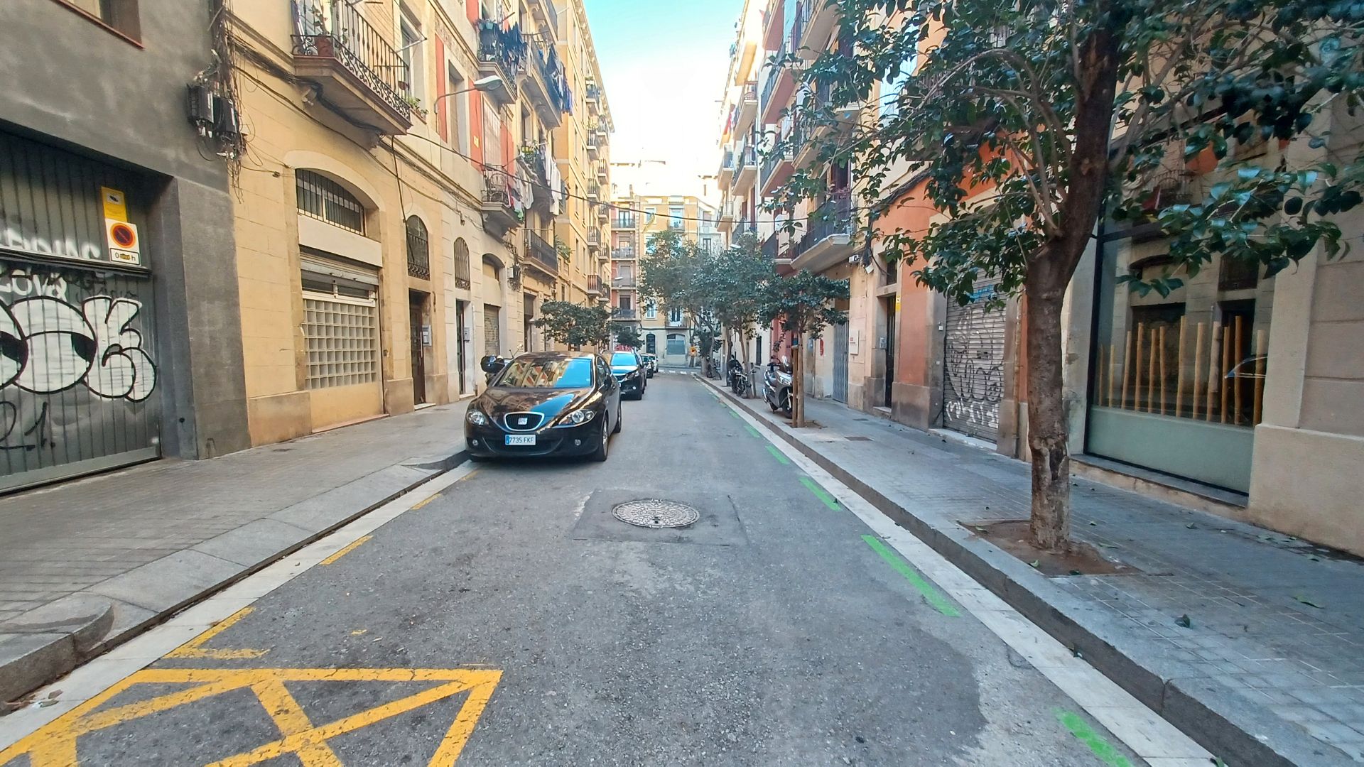 Vista exterior de Piso en venta en  Barcelona Capital con Horno y Balcón