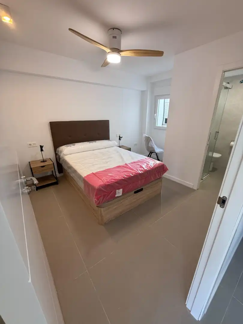 Room in Calle MORAIMA, 6, Suárez