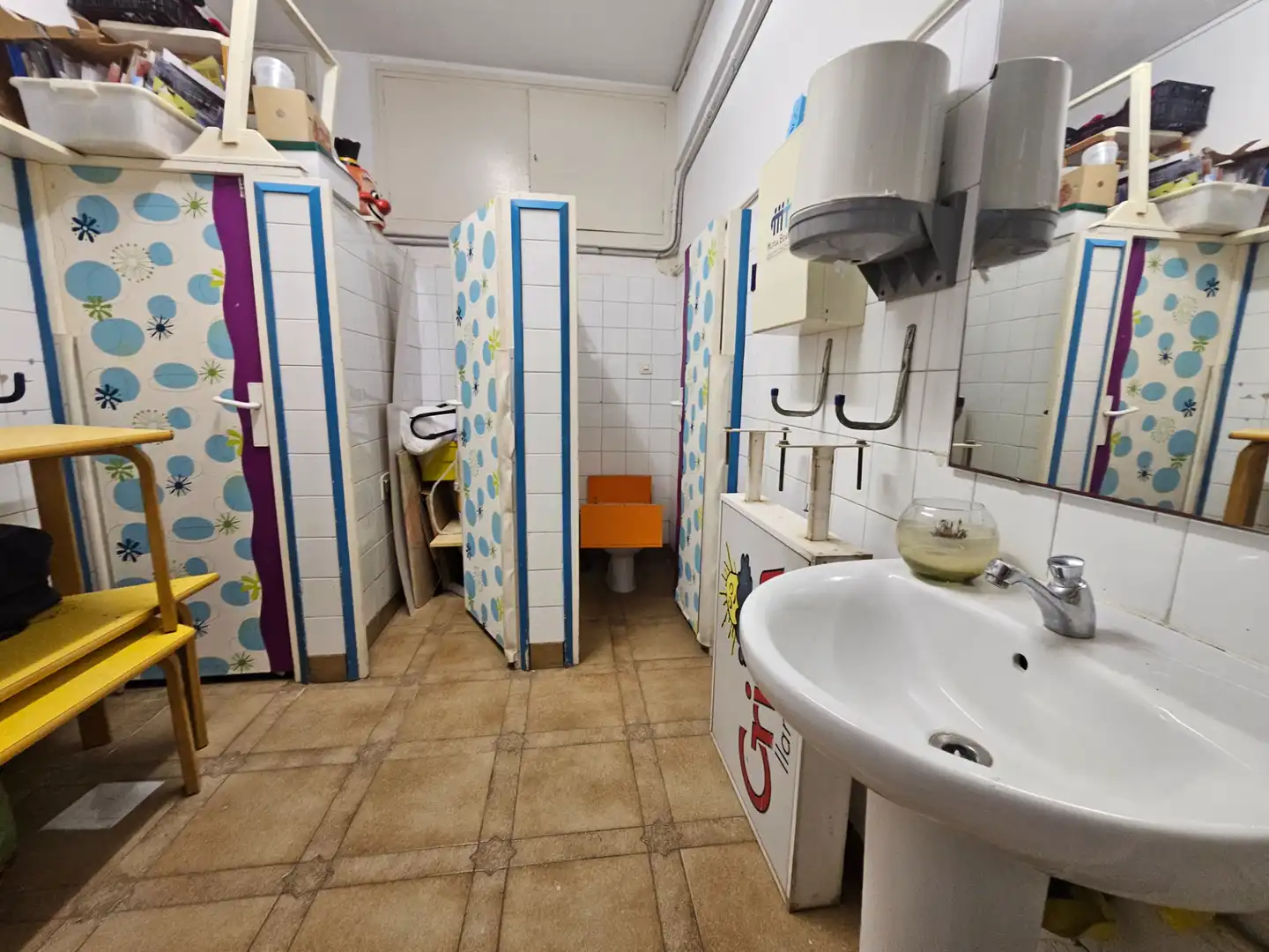 Bathroom of Commercial properties for rent in Centre