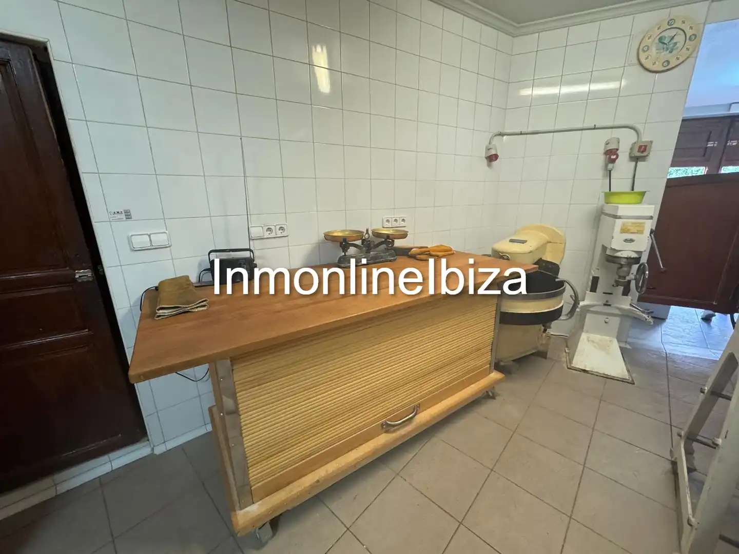 Geschaftsraum zur Miete in Tàrbena, Alicante