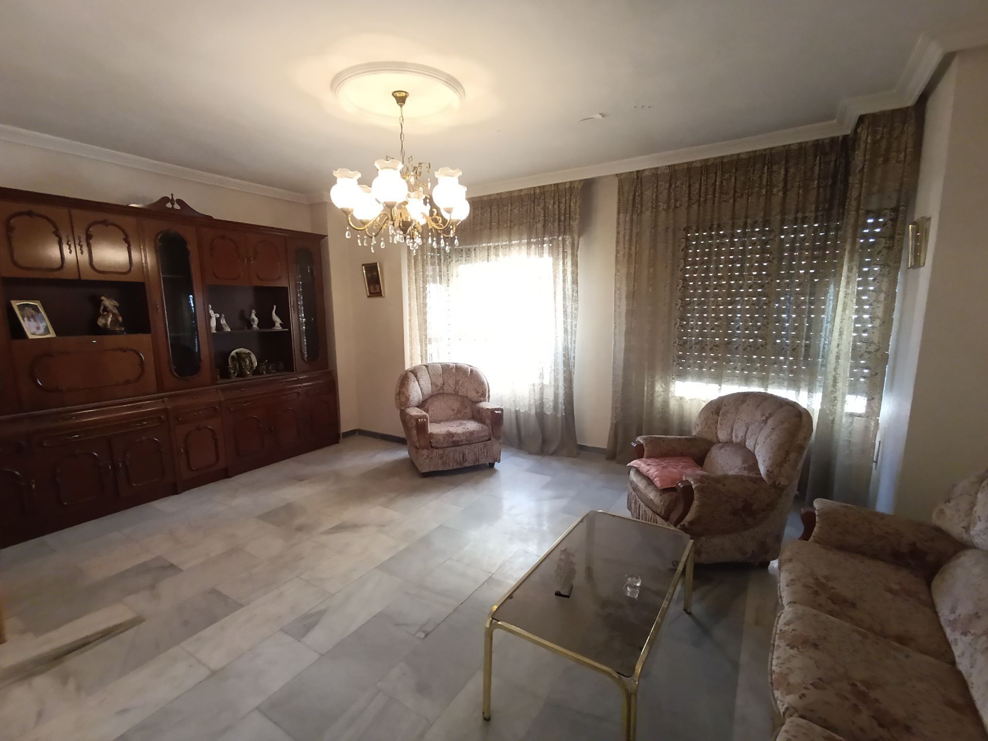 Sala d'estar de Pis en venda en Linares amb Aire condicionat