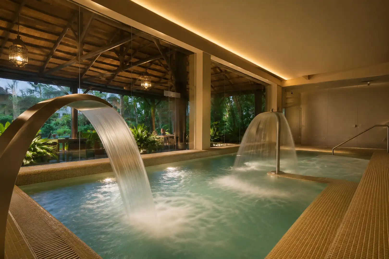 Swimming pool of Apartments for sale in Benahavís  with Terrace and Balcony