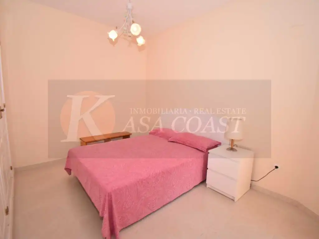 Bedroom of Flat for sale in Fuengirola  with Air Conditioner, Private garden and Terrace