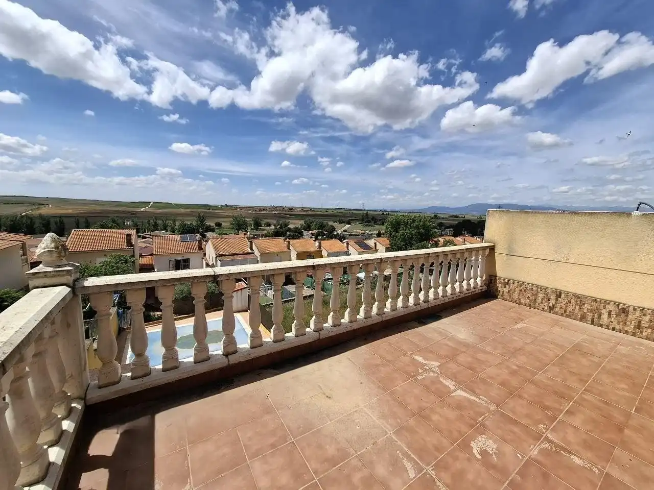 Terrassa de Casa o xalet en venda en Otero amb Aire condicionat, Jardí privat i Traster