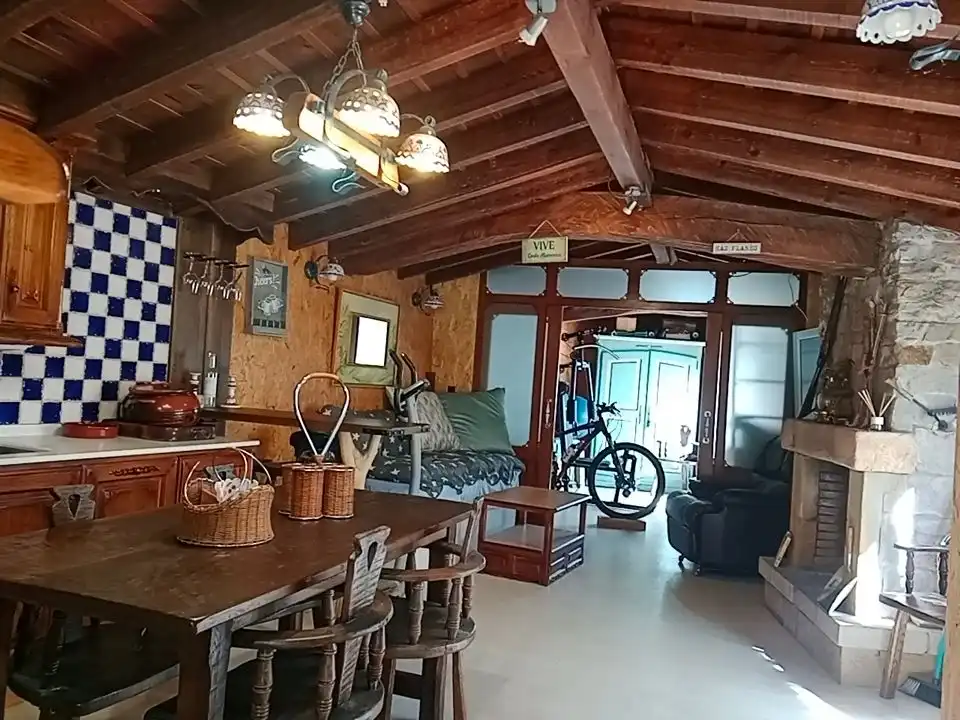 Casa o chalet en venta en Hermandad de Campoo de Suso con Terraza, Piscina y Amueblado