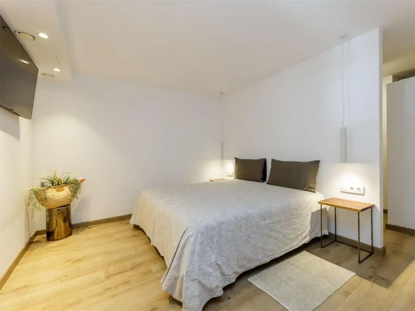 Bedroom of Flat for sale in  Palma de Mallorca  with Air Conditioner