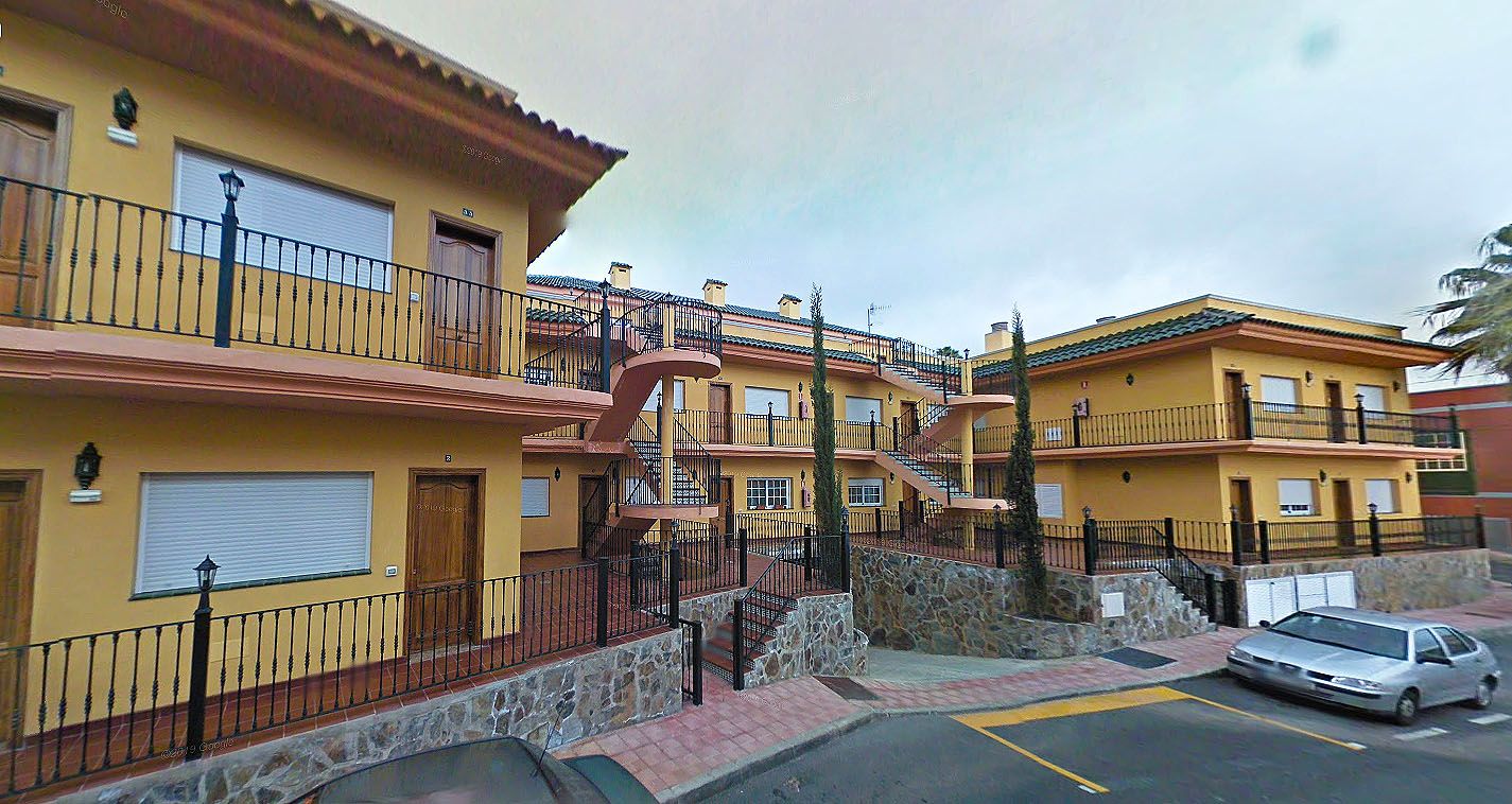 Vista exterior de Edifici en venda en San Miguel de Abona