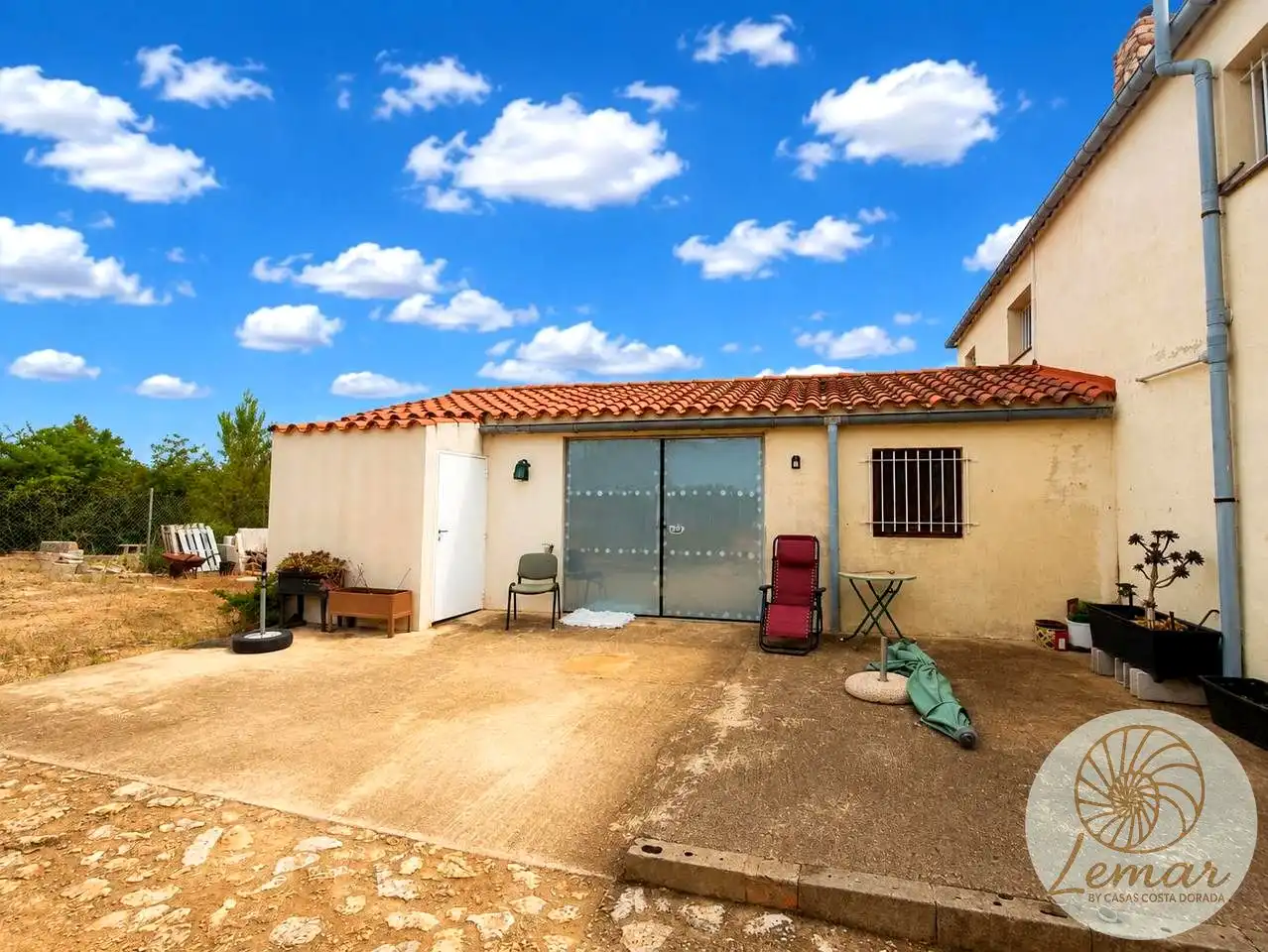 Außenansicht von Country house zum Verkauf in L'Ametlla de Mar  mit Klimaanlage, Heizung und Privatgarten