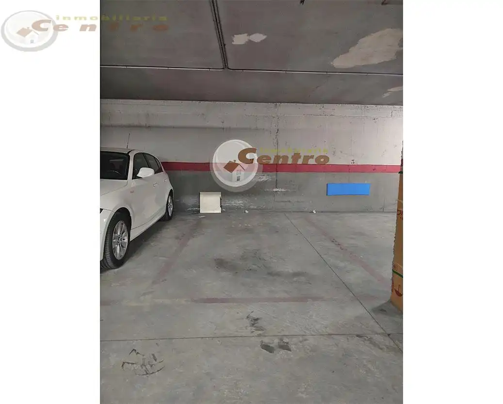 Parkplatz von Wohnungen zum Verkauf in Albacete mit Klimaanlage, Heizung und Terrasse