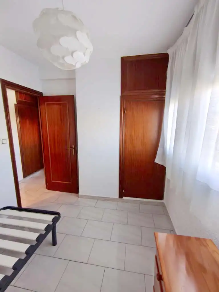 Piso en venta en Madrid con Calefacción y Terraza