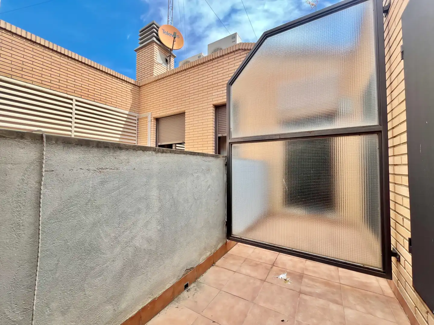 Terrasse von Maisonette zum Verkauf in Zaragoza mit Klimaanlage, Heizung und Parkett