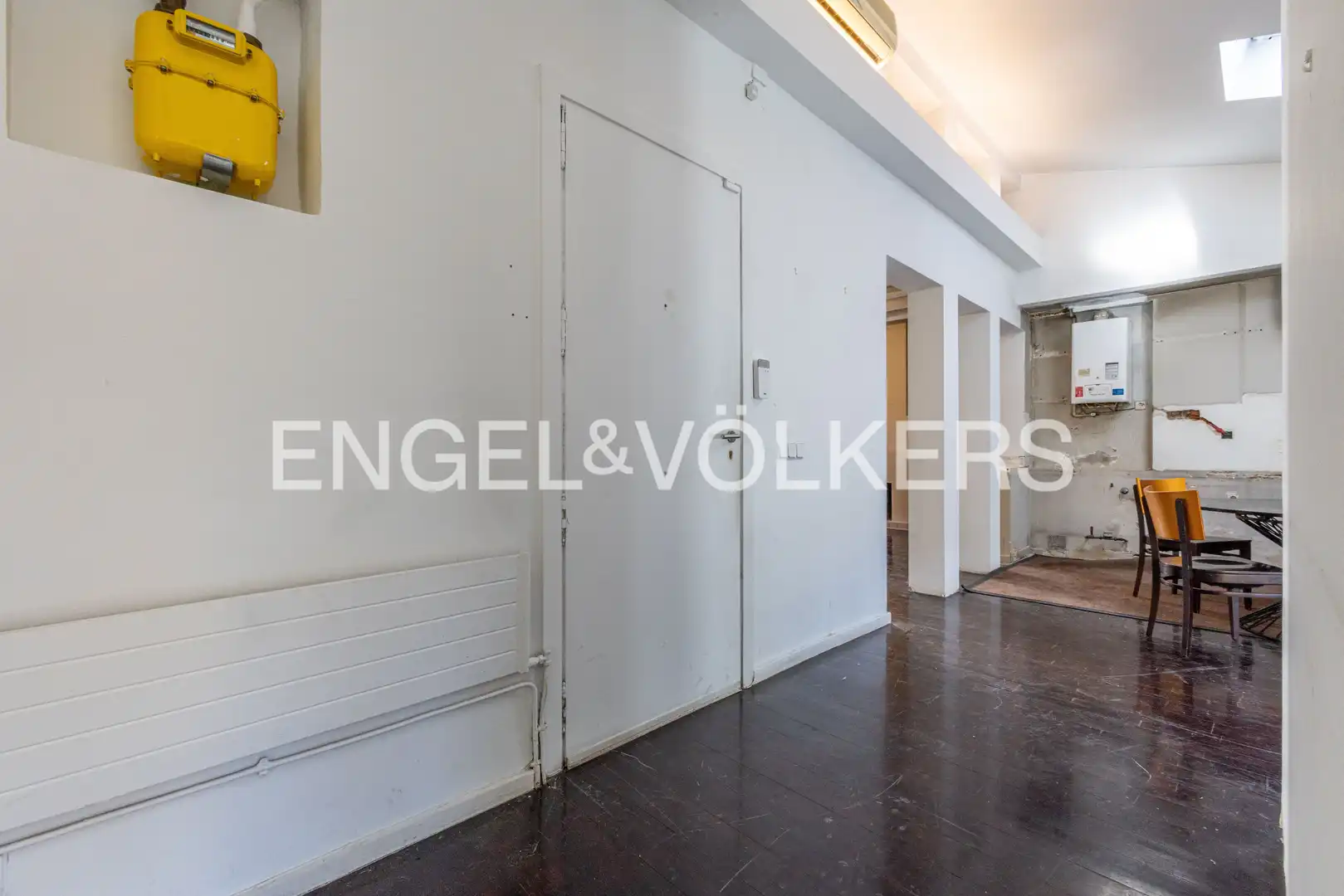 Attic for sale in Madrid  with Air Conditioner and Heating