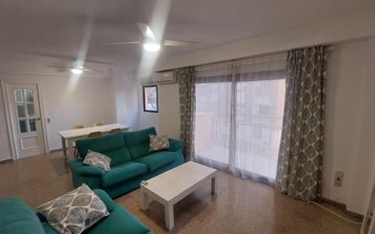 Sala d'estar de Pis en venda en Mislata amb Aire condicionat i Balcó