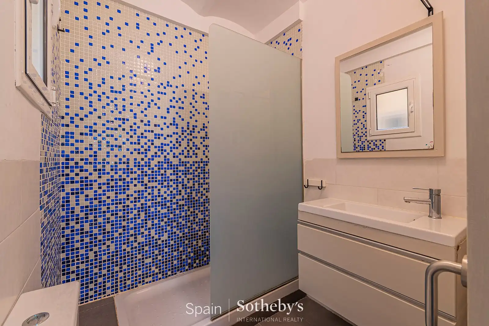 Bany de Apartament en venda en Sant Martí