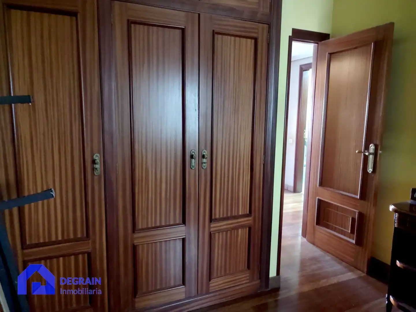 Piso de alquiler en Oviedo  con Terraza y Trastero