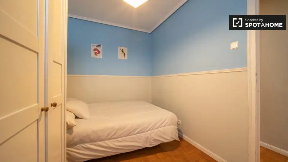Room in Madrid, Madrid