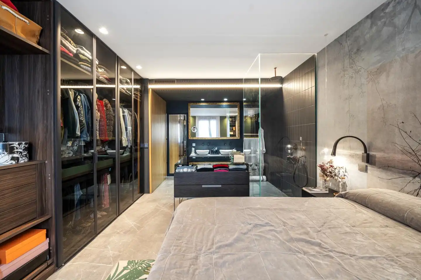 Schlafzimmer von Erdgeschoss zum Verkauf in Madrid mit Klimaanlage, Privatgarten und Terrasse