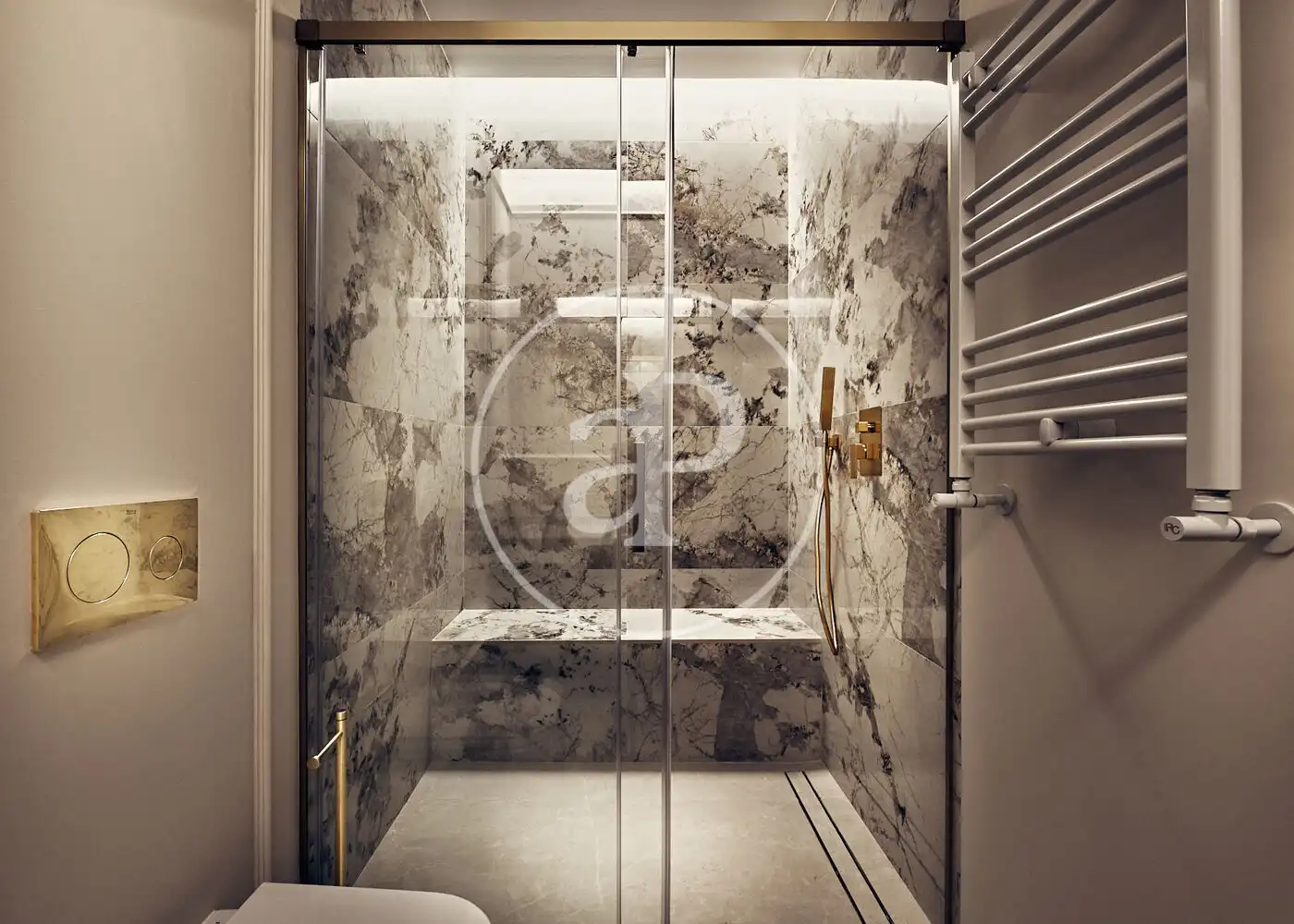 Baño de Piso en venta en Madrid con Aire acondicionado, Calefacción y Amueblado