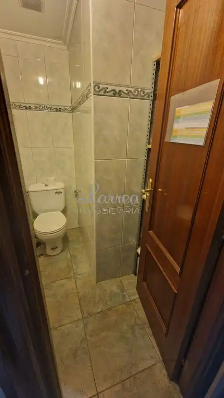 Bathroom of Commercial properties for rent in Igorre  with Furnished